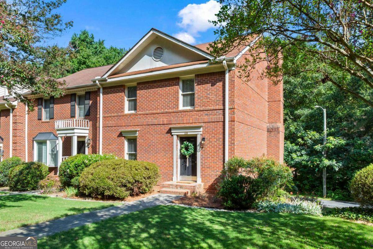 28 Huntington Plac Drive - Photo 1