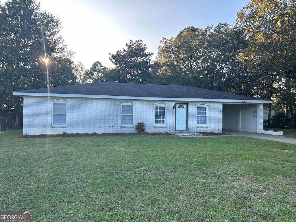 2103 Aimwell Road - Photo 1