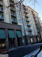 711 Cosmopolitan Drive - Photo 1