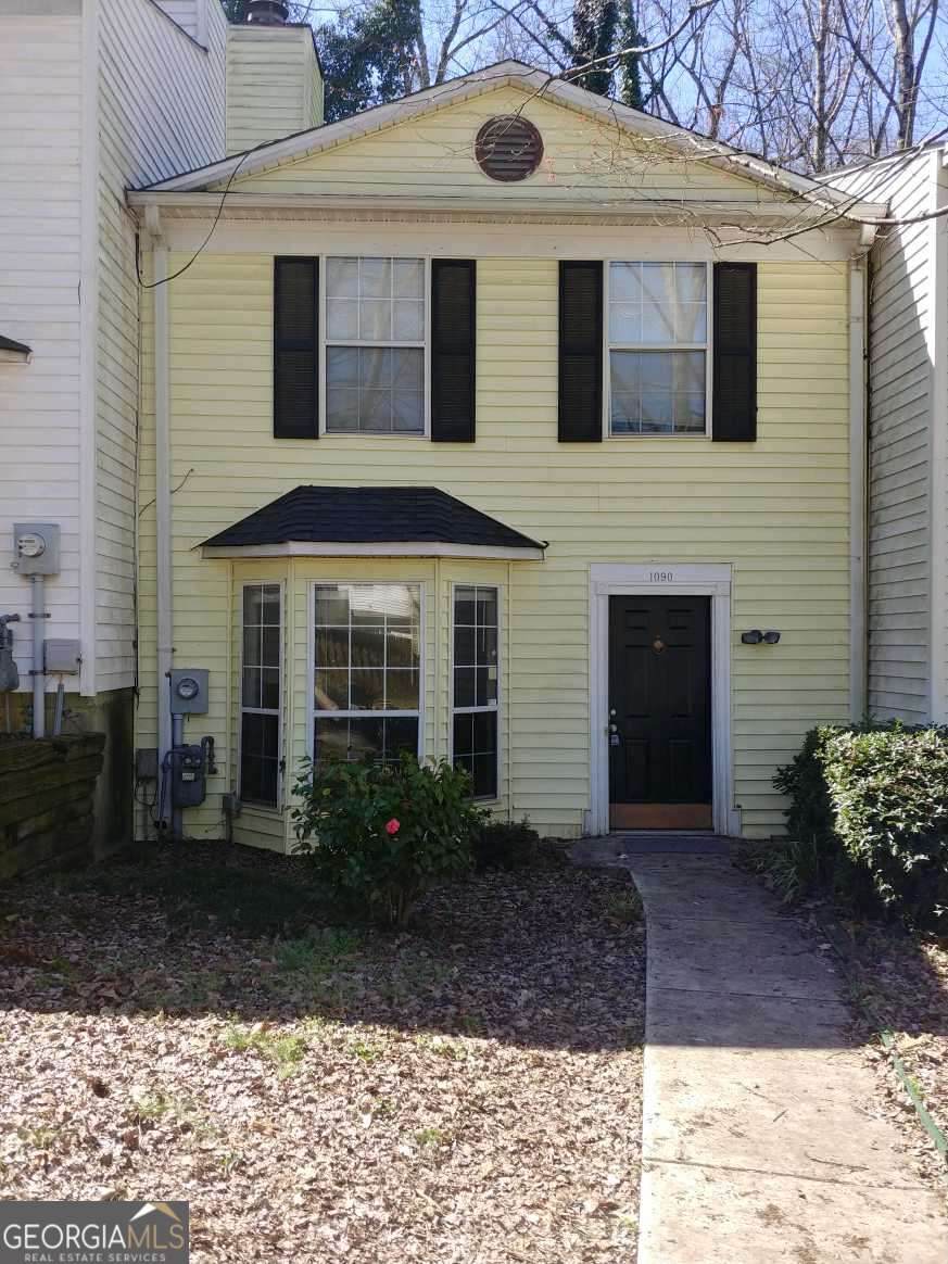 1090 Huntington Trace - Photo 1