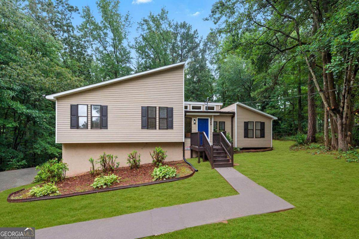 6649 Valley Hill Drive - Photo 1