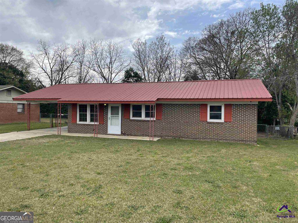 321 Mary Lane - Photo 1