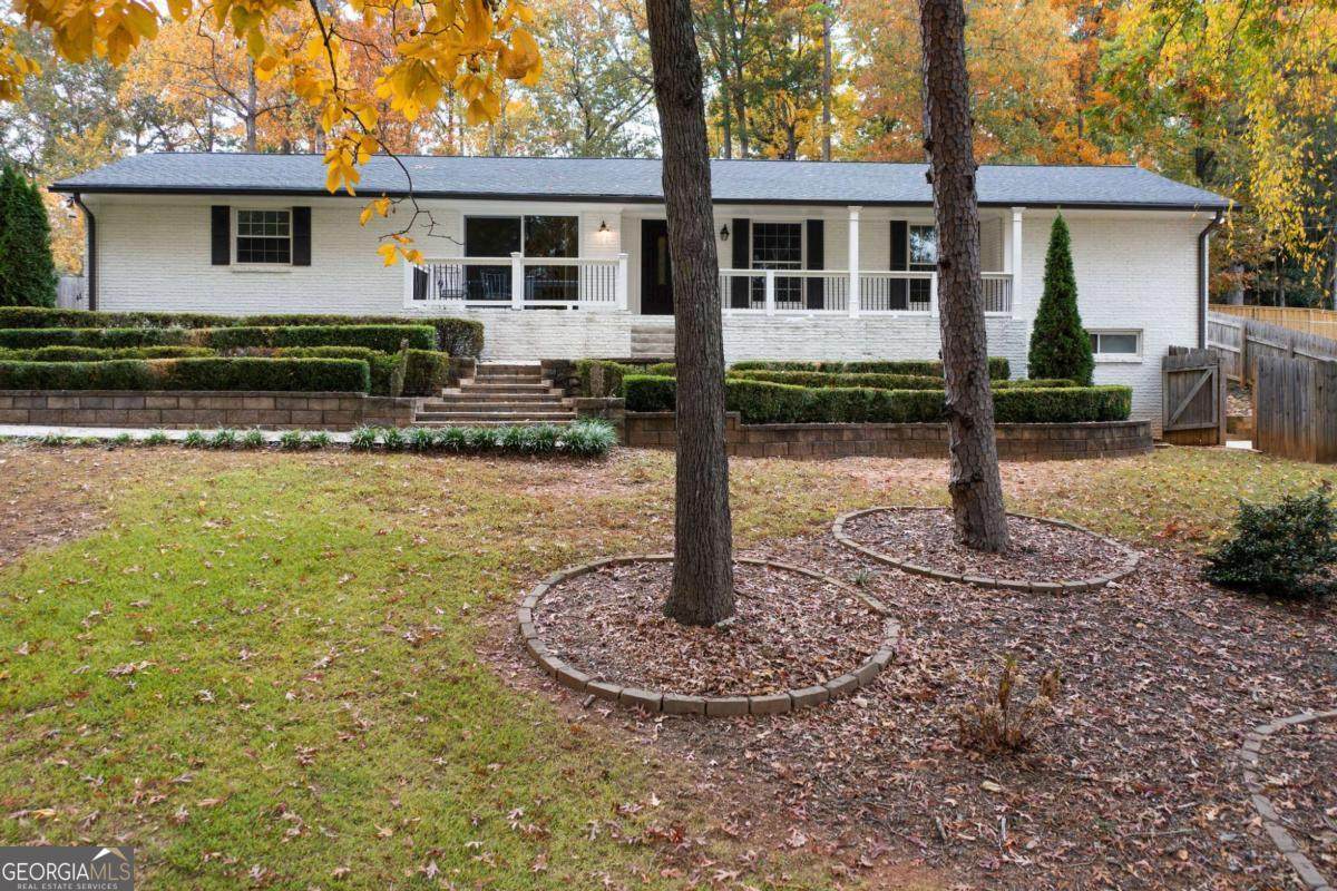 620 Spalding Drive - Photo 1