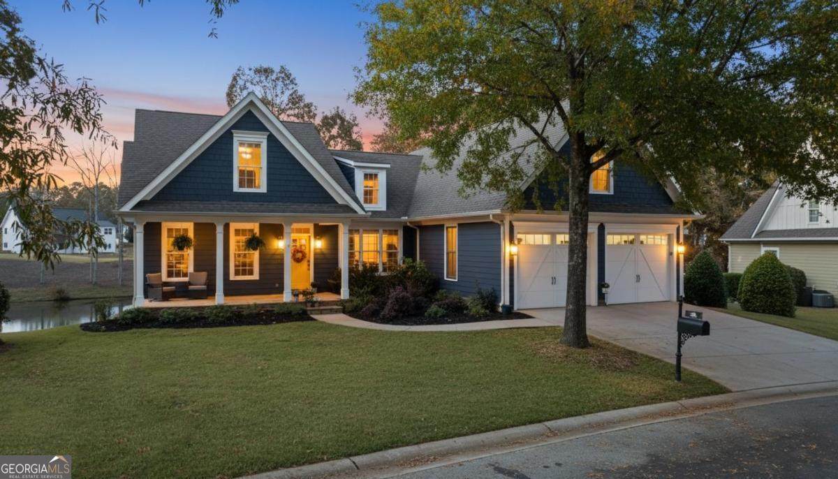 1021 Harbor Loop - Photo 1