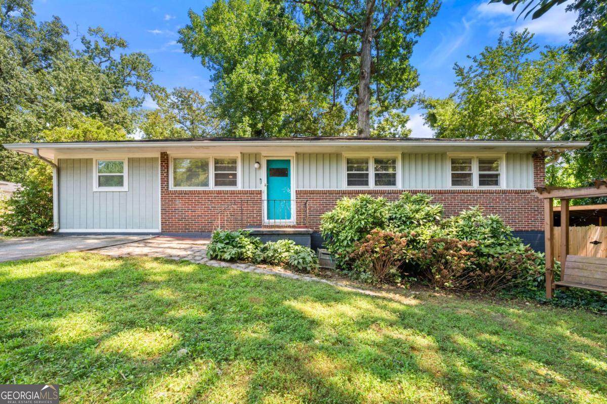 811 Whelchel Drive - Photo 1