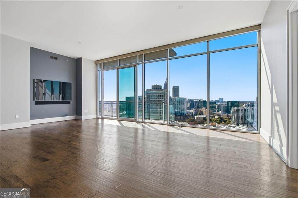 1065 Peachtree Street - Photo 1