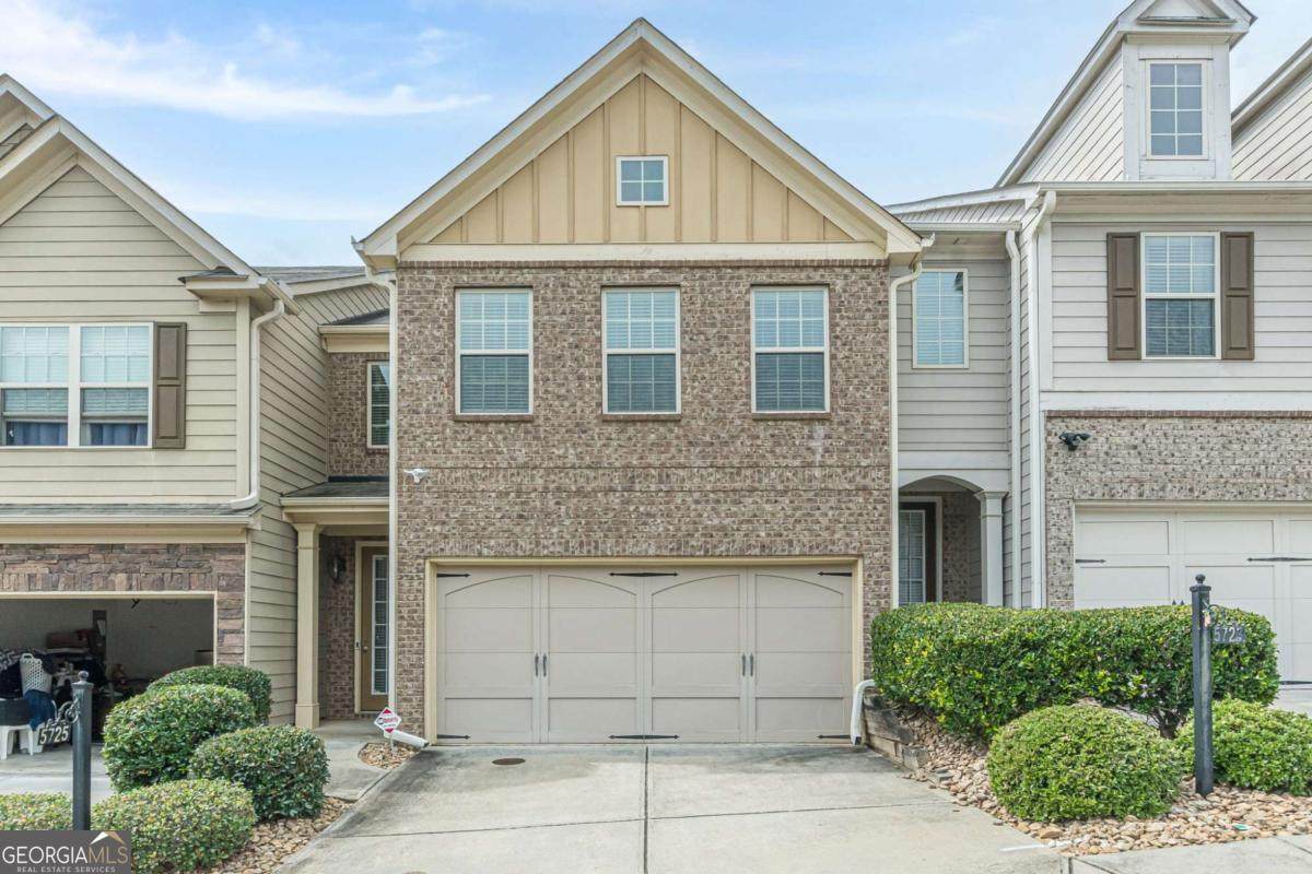 5725 Radford Loop - Photo 1