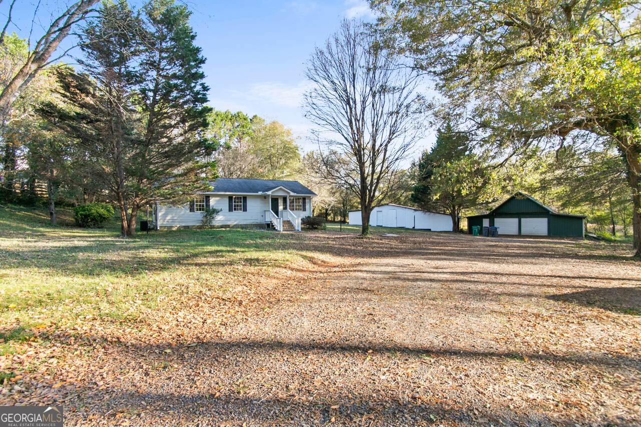 711 Evans Street - Photo 1