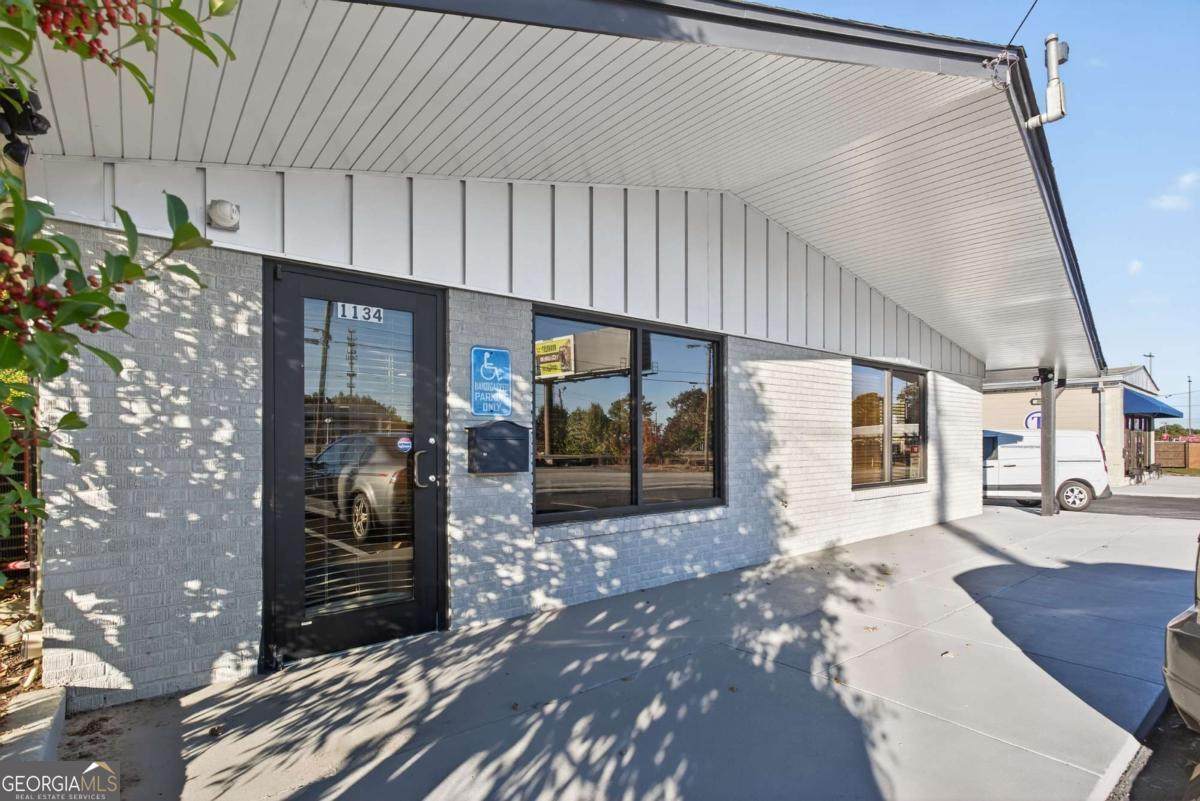 1134 Main Street - Photo 1