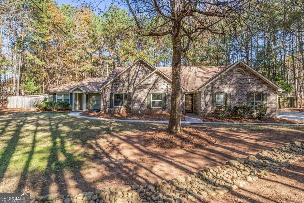 120 Wintergreen Court - Photo 1