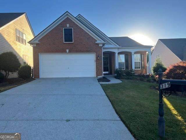 319 Dexter Drive - Photo 1