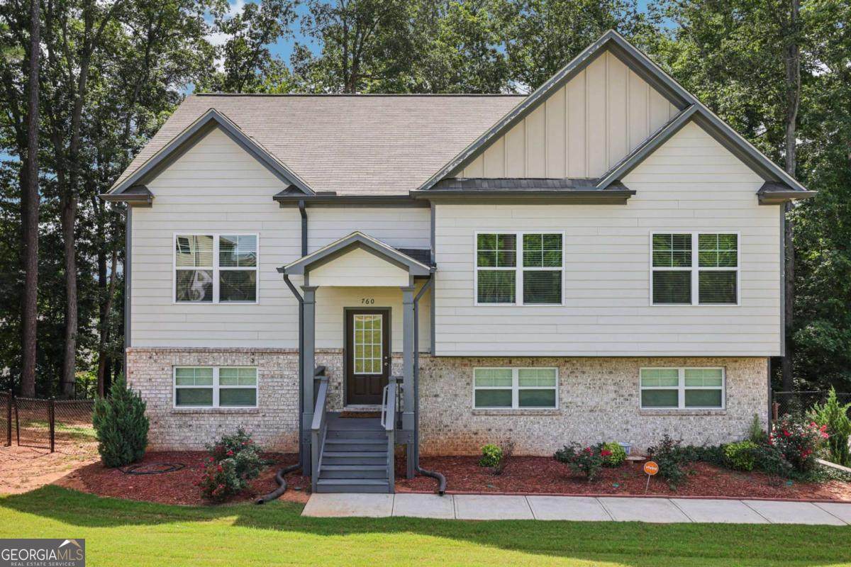 760 Mccart Road - Photo 1