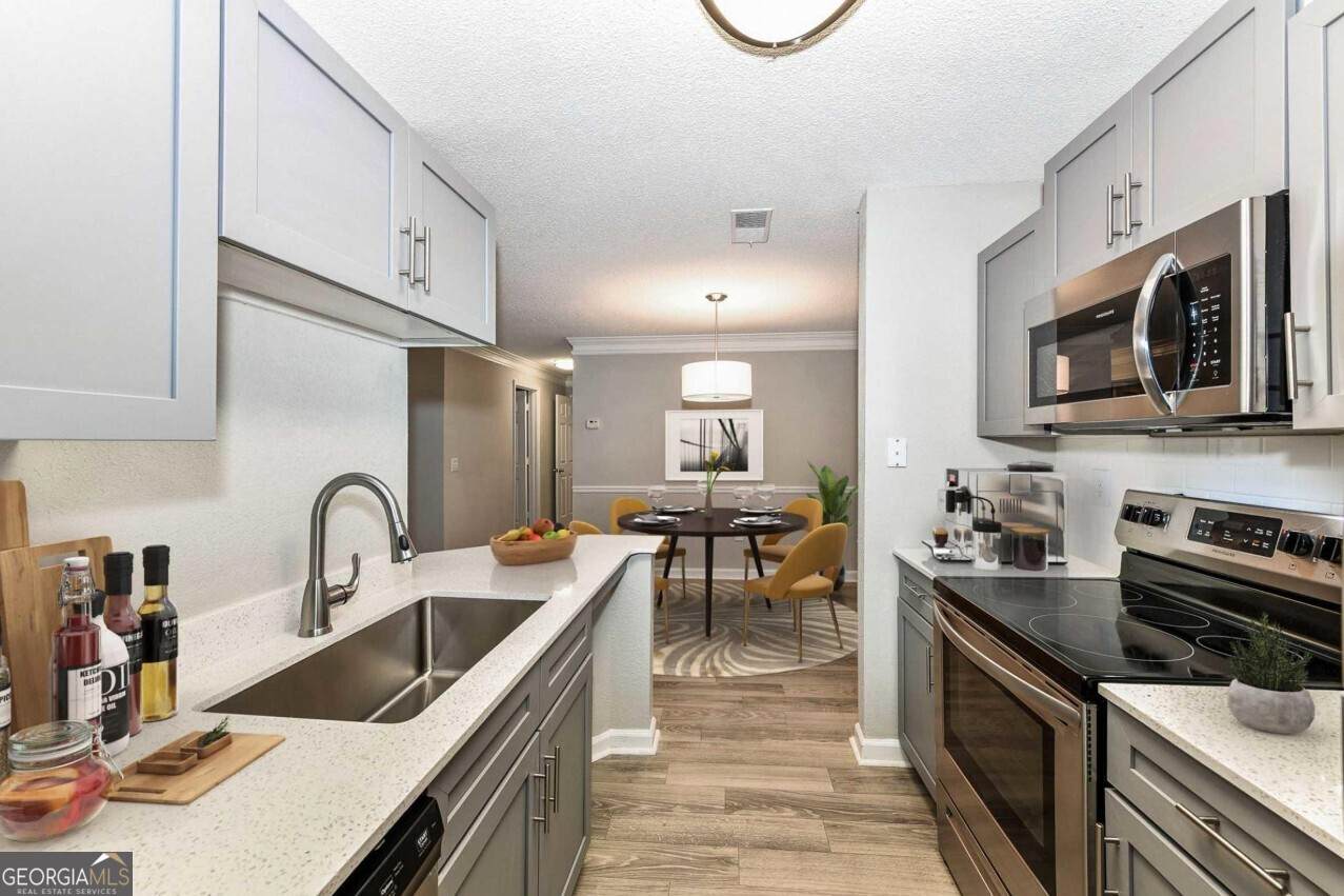 9200 Roberts Drive - Photo 1