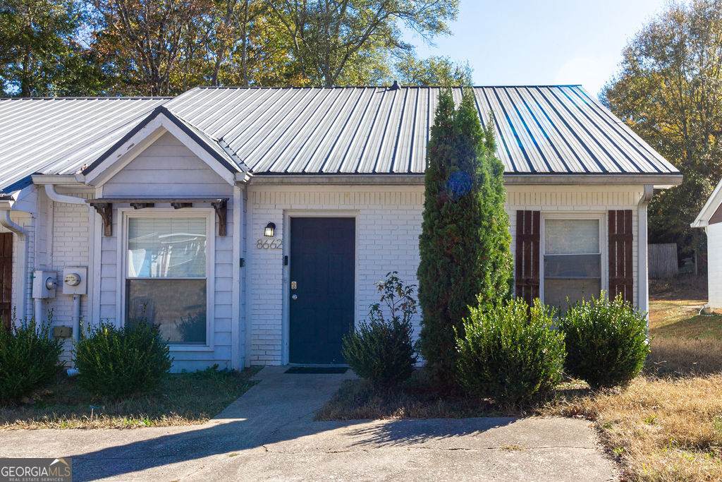 8662 Ashley Way - Photo 1