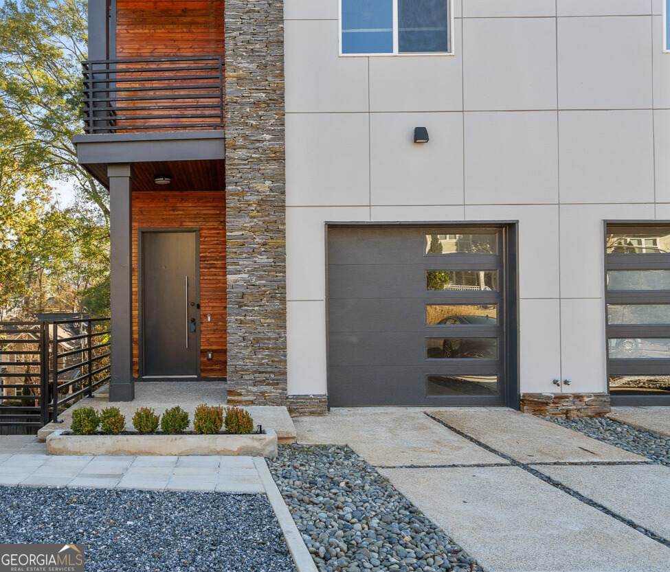 147 Hutchinson Street - Photo 1