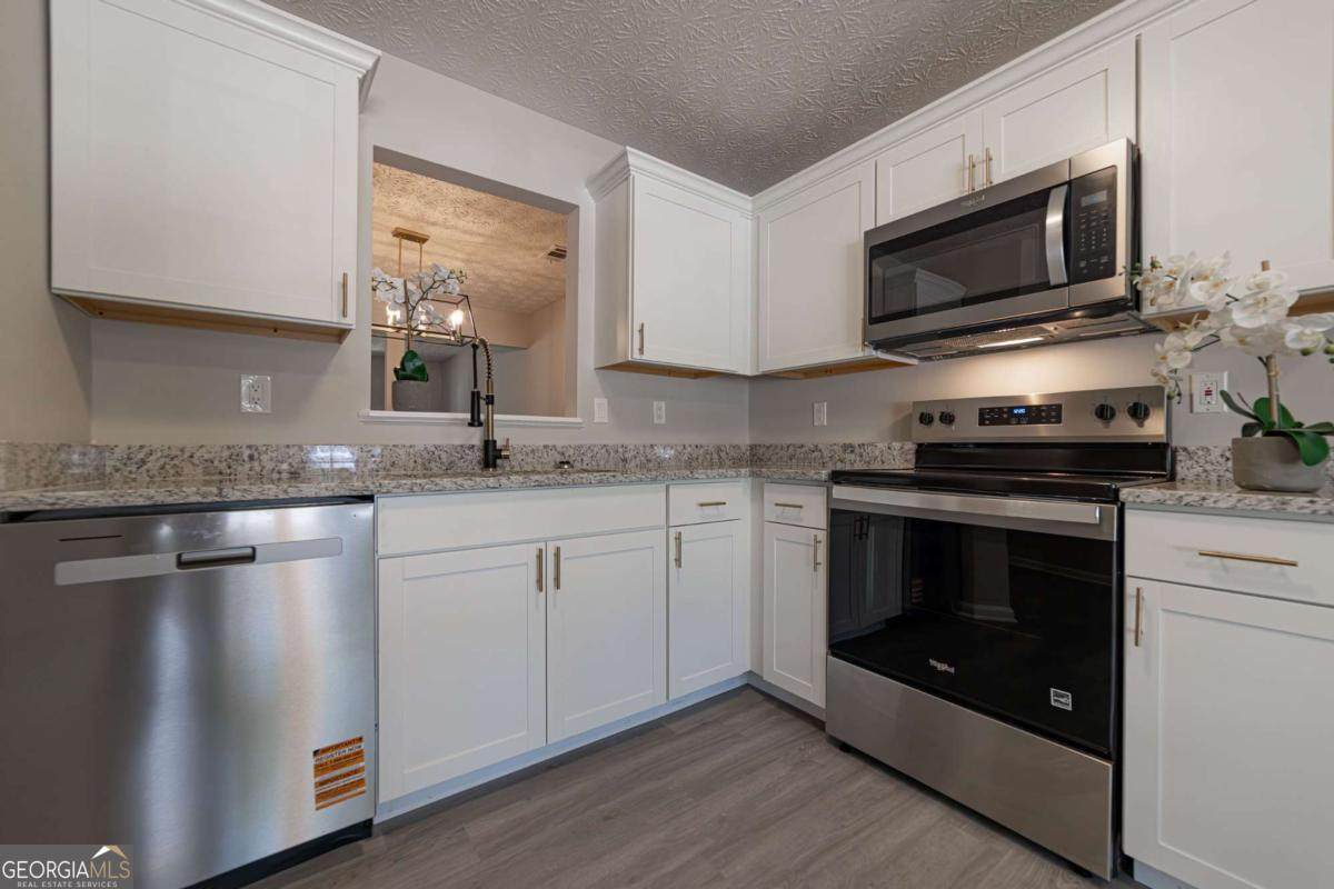 3017 Waldrop Circle - Photo 1