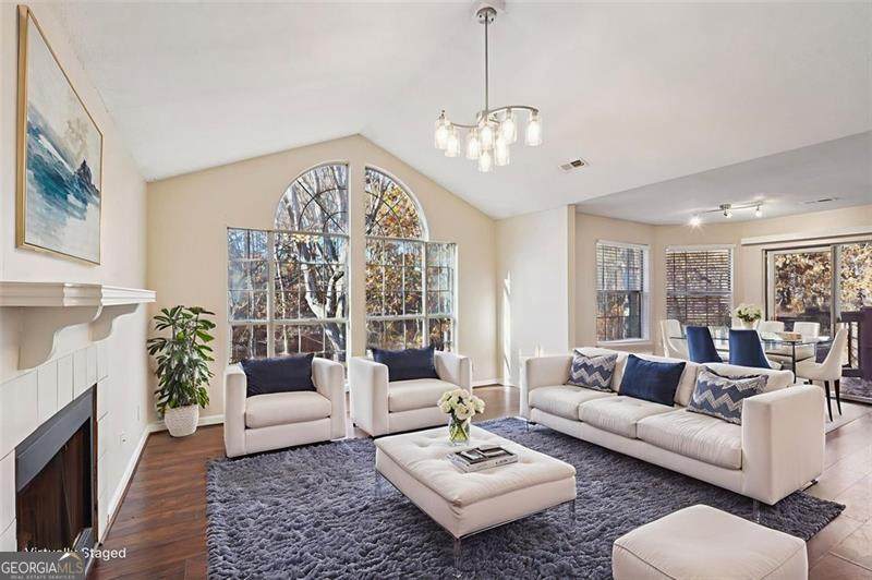 909 Wentworth Court - Photo 1