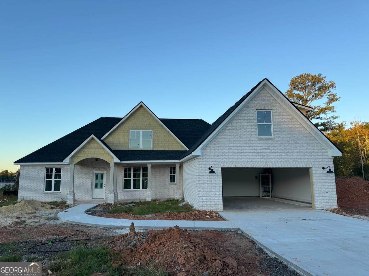 431 Lakeview Way - Photo 1