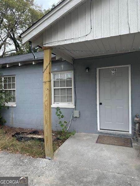 204 Smith Street - Photo 1