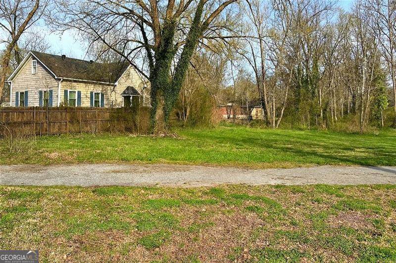 204 Myrtle Street - Photo 1