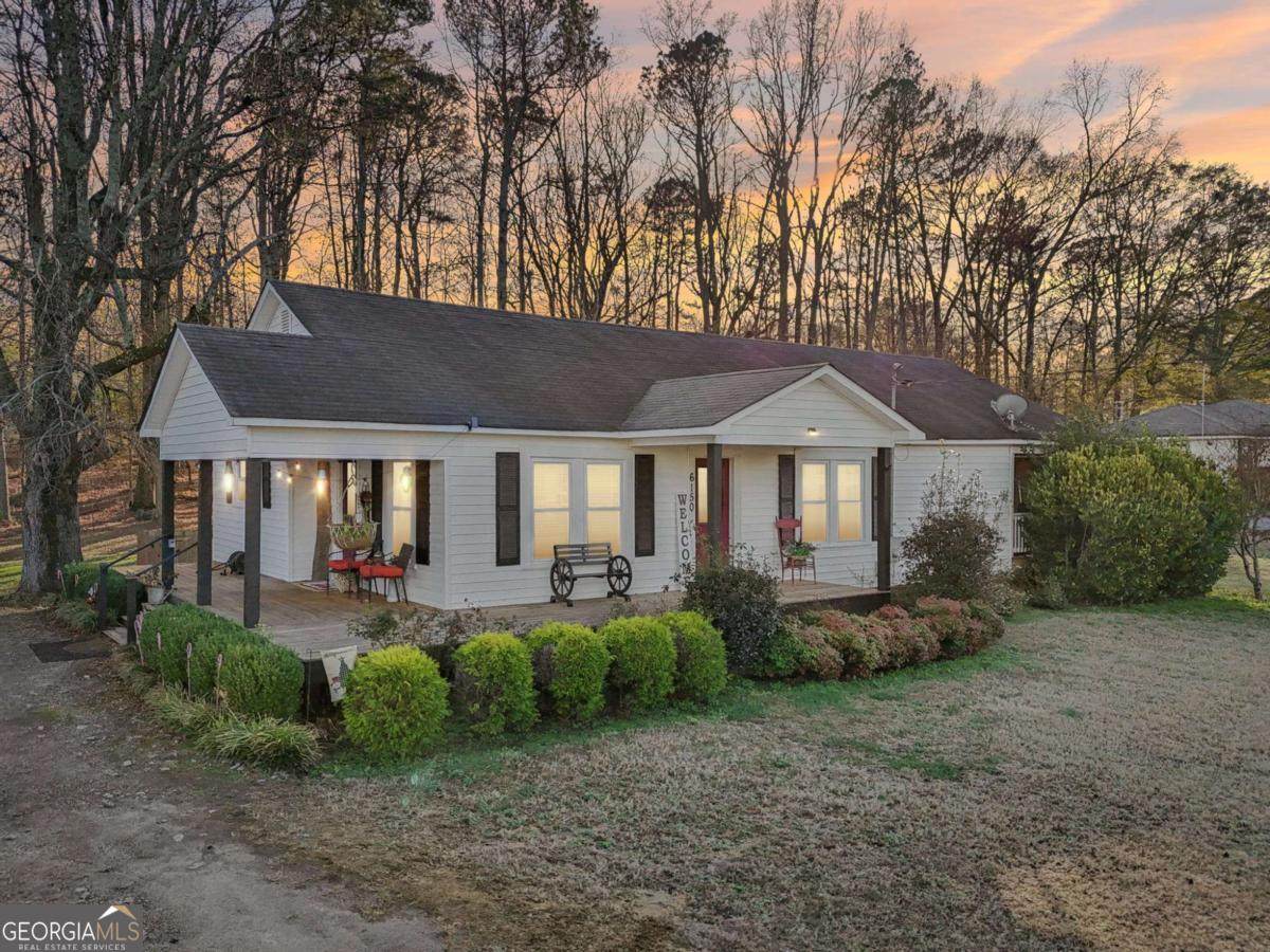 6150 Oak Grove Circle - Photo 1