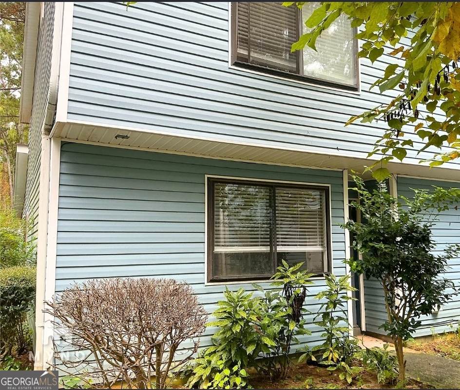 8602 Creekwood Way - Photo 1