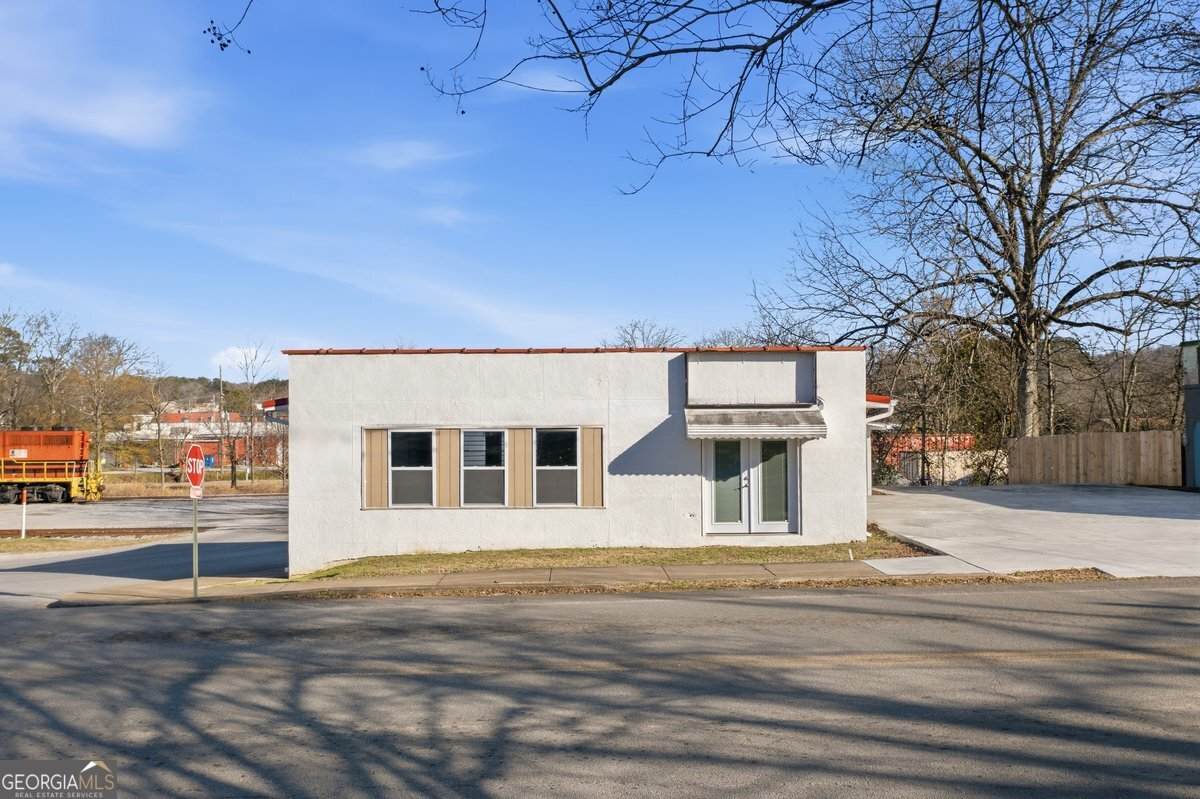 201 Chattanooga Street - Photo 1