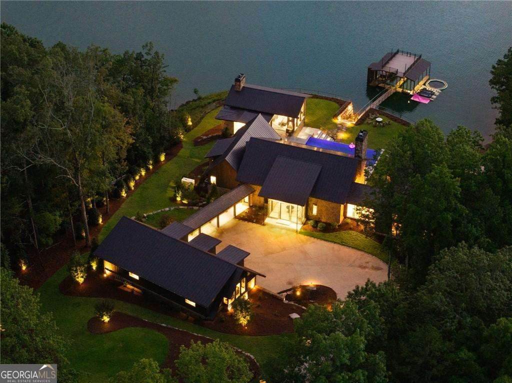 725 Rocky Point Drive - Photo 1