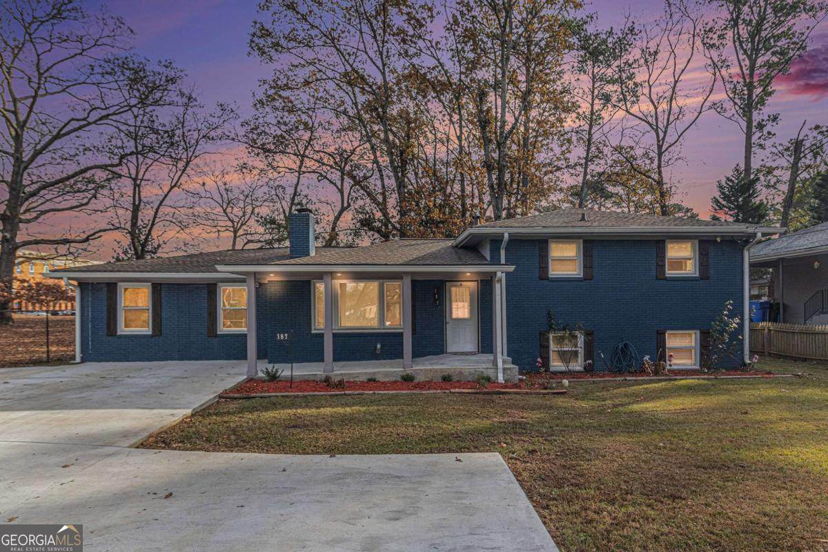 187 Hamilton E Holmes Drive - Photo 1