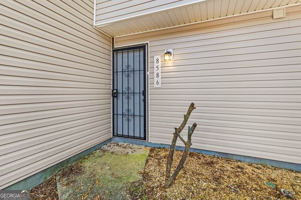 8586 Creekwood Way - Photo 1
