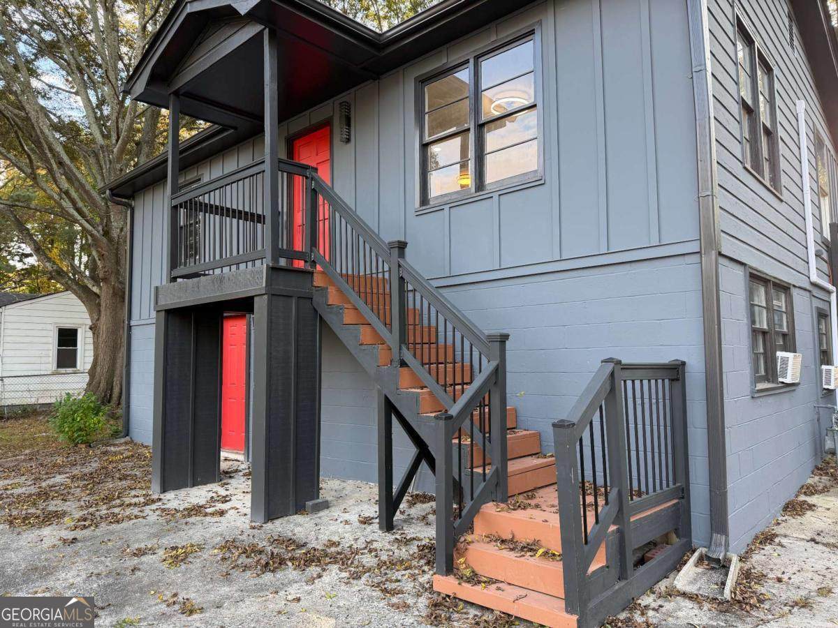 1772 Martin Place - Photo 1