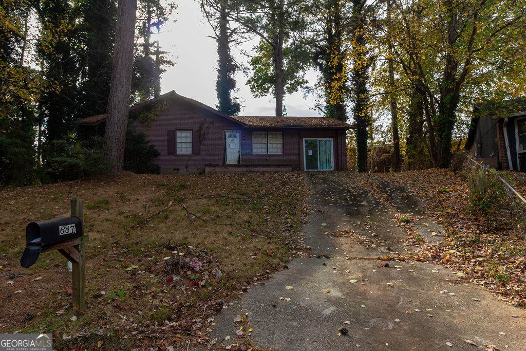 687 Utoy Court - Photo 1