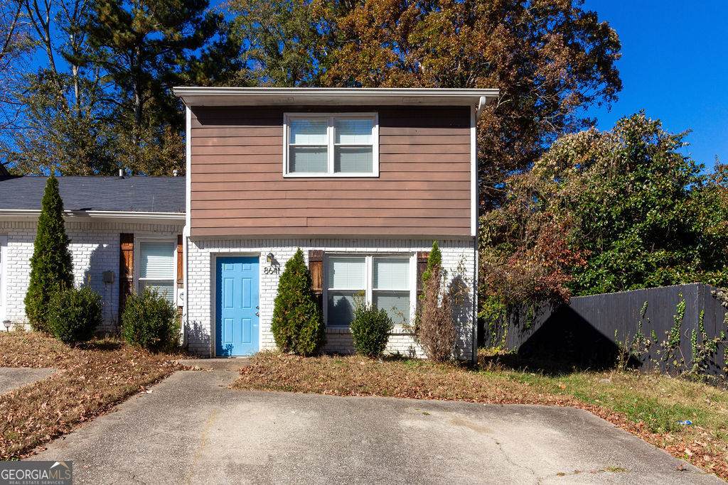 8641 Ashley Way - Photo 1