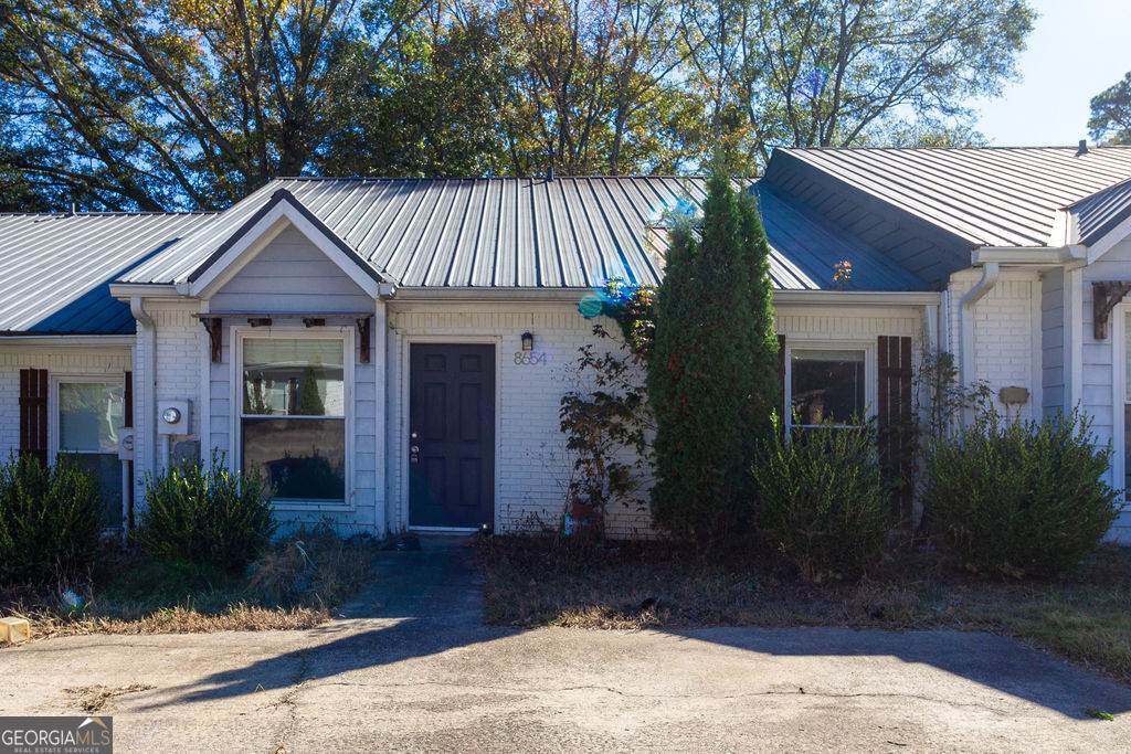 8654 Ashley Way - Photo 1