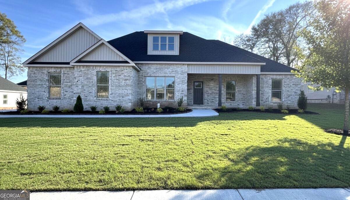 114 Collins Estate Avenue - Photo 1