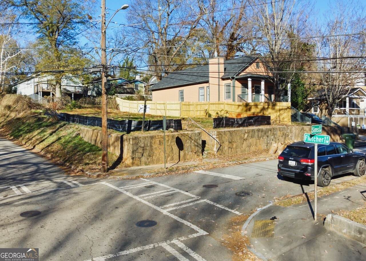 1065 Sims Street - Photo 1