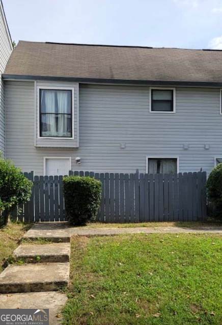 526 Country Greens Drive - Photo 1