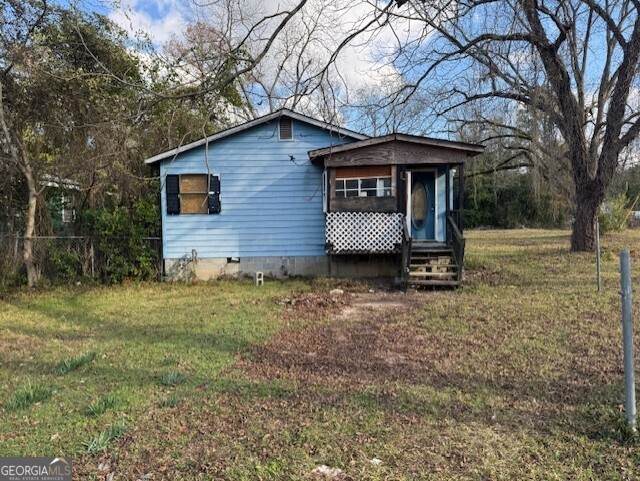 670 Poppy Avenue - Photo 1