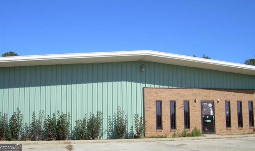 1809 Fulton Avenue - Photo 1