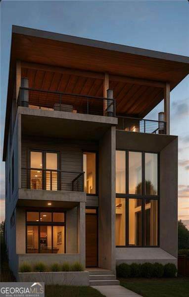 1043 Avondale Avenue - Photo 1