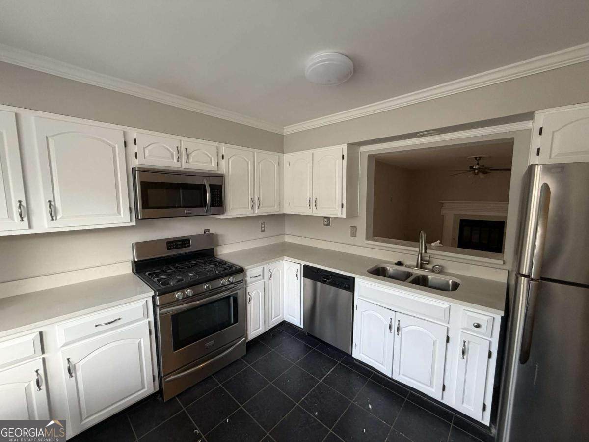 2045 Fairways Court - Photo 1