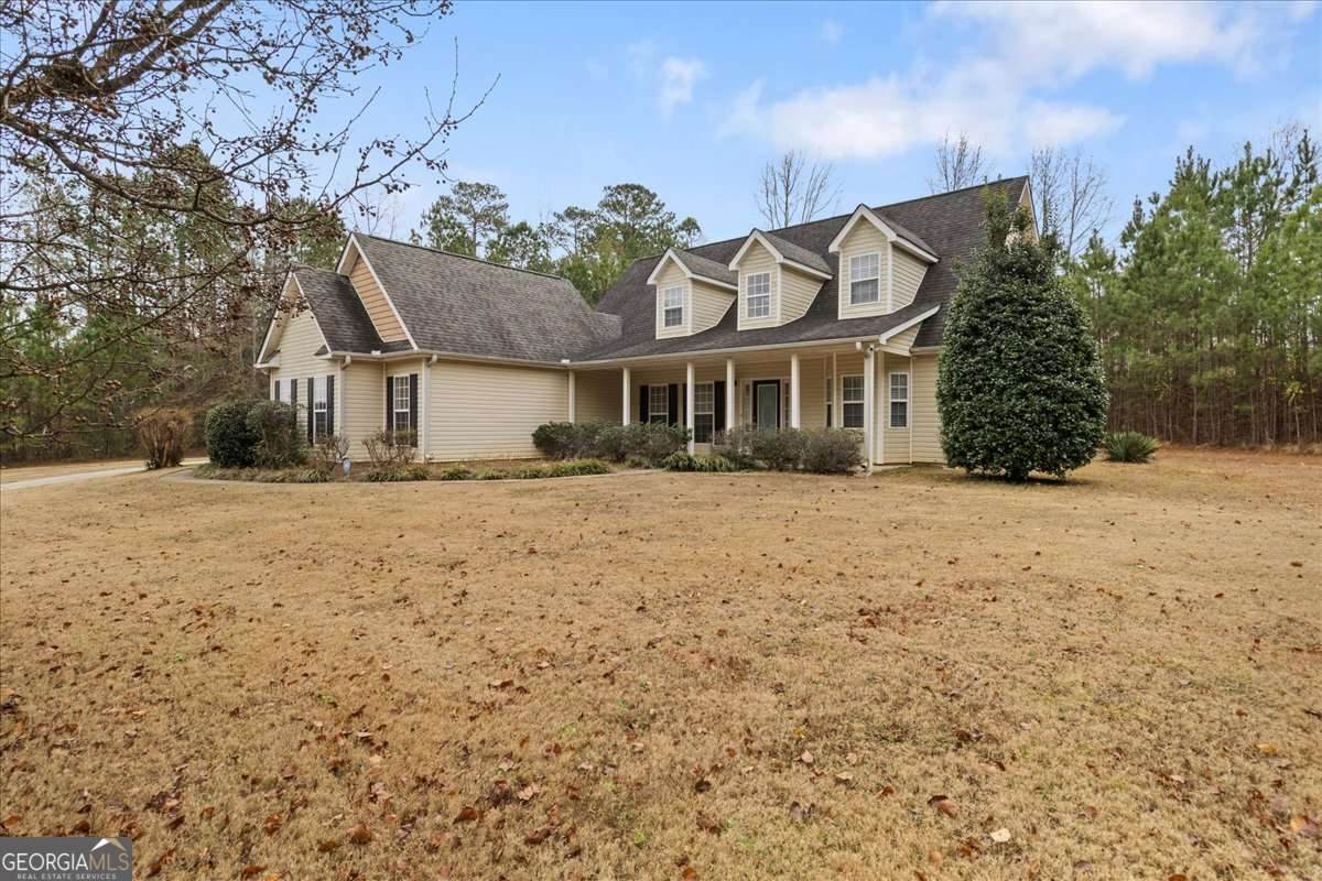 212 Hedgewood Drive - Photo 1