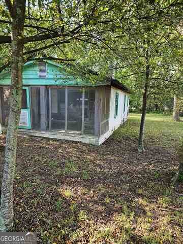 827 Davis Avenue - Photo 1