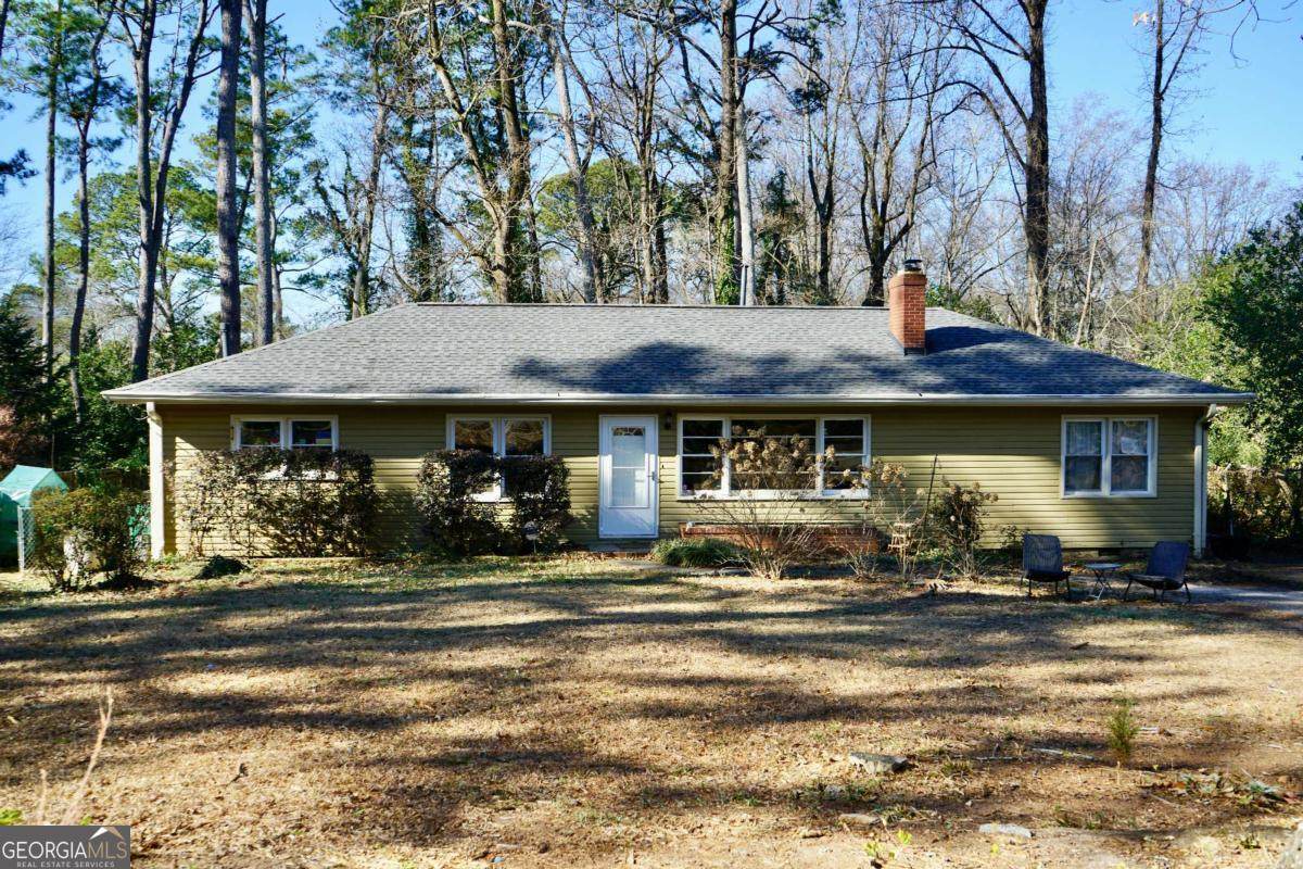 953 Forrest Boulevard - Photo 1