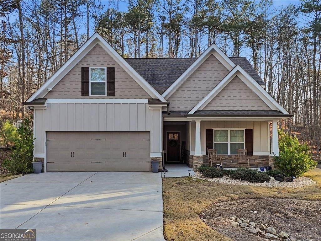 150 Pinebrook Drive - Photo 1