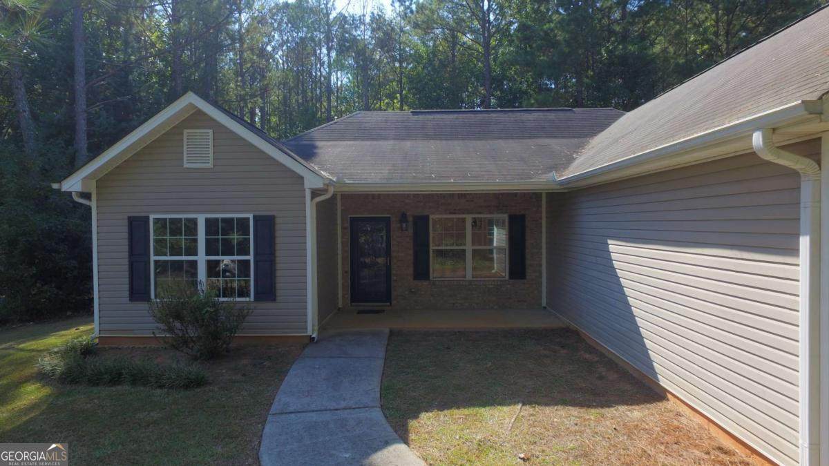 169 Rachel Boulevard - Photo 1