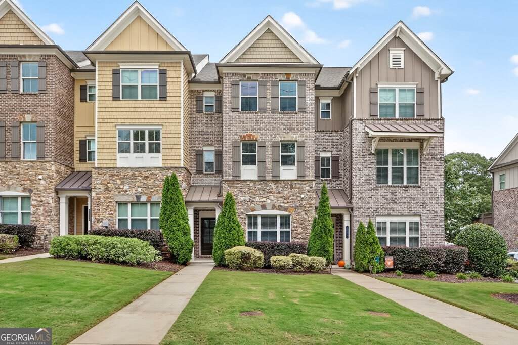 1385 Hawthorne Avenue - Photo 1