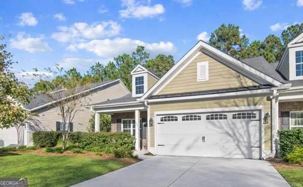 106 Danbury Court - Photo 1