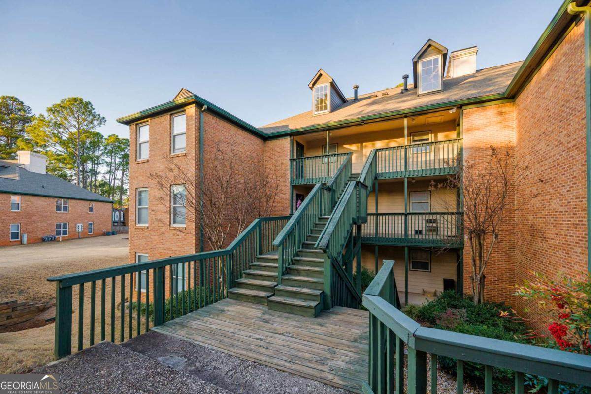 224 Brittany Court - Photo 1