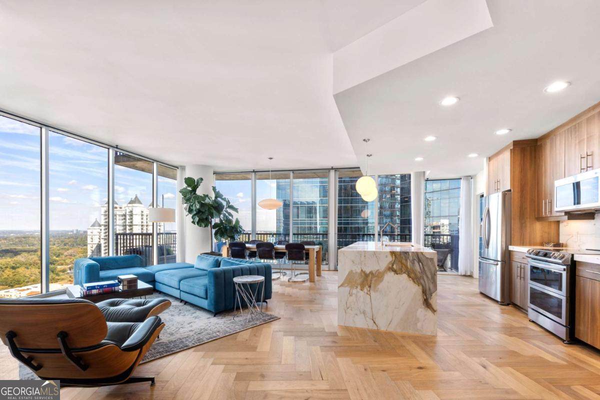 1080 Peachtree Street - Photo 1